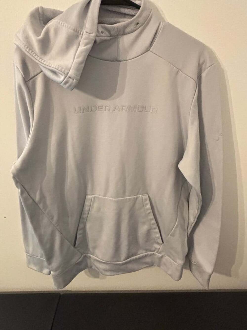 Under Armour Hoodie Gray